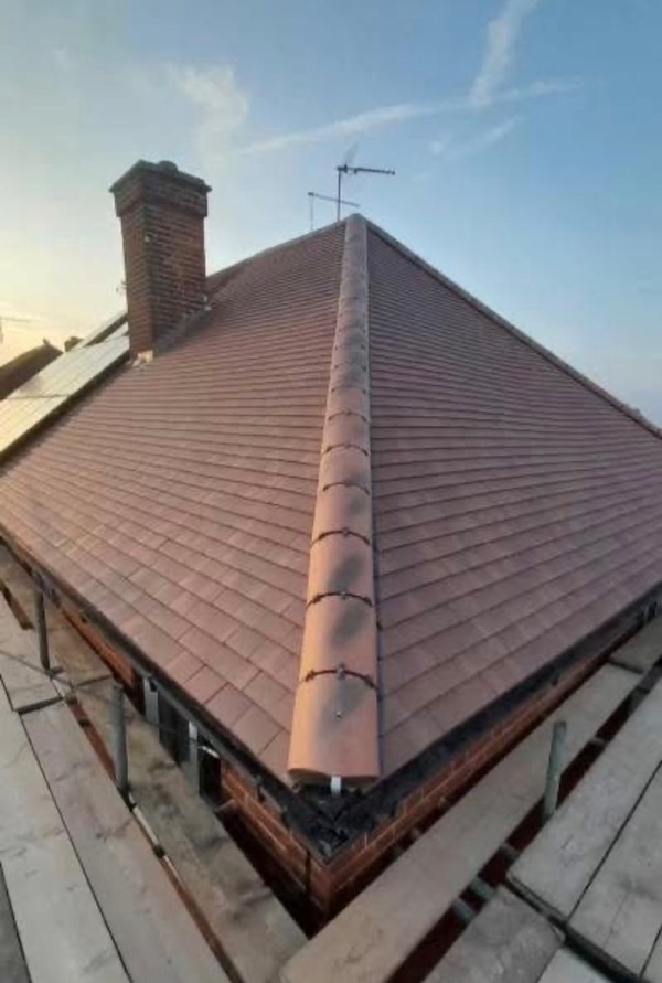 New roof with dry verge detailing in Northamptonshire
